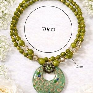 Elegant Green Beaded Necklace